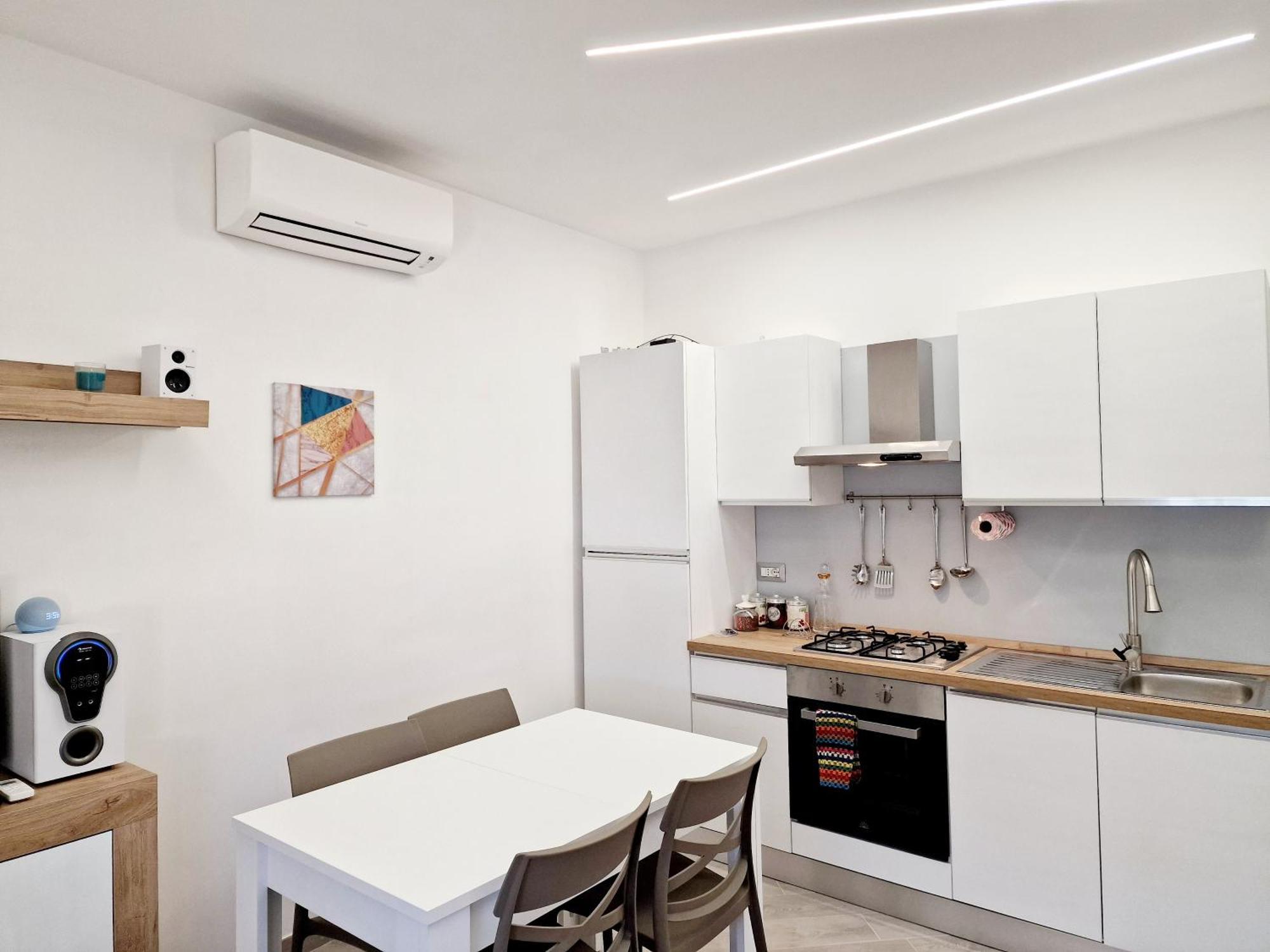Tower Apartments Terracina Bagian luar foto