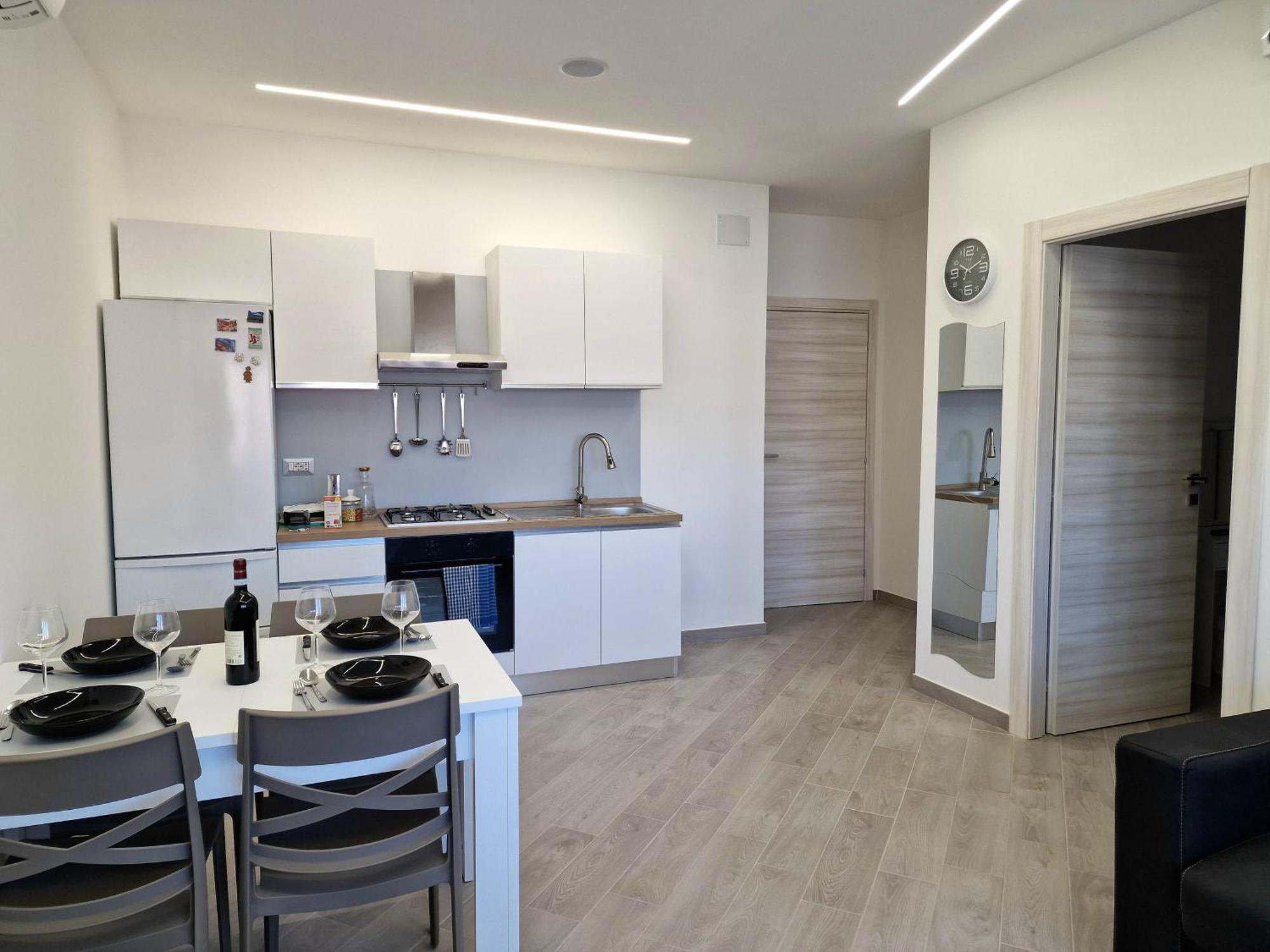 Tower Apartments Terracina Bagian luar foto