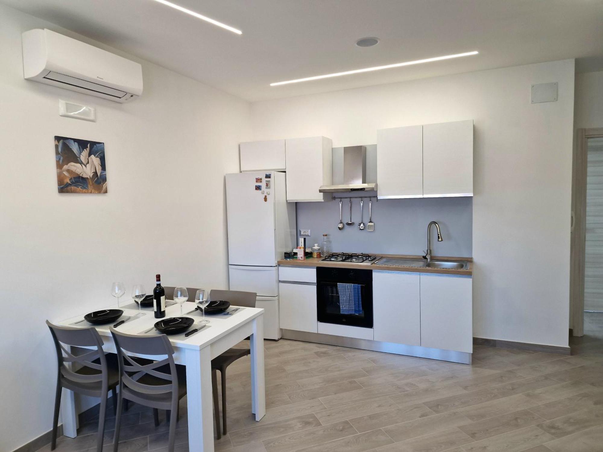 Tower Apartments Terracina Bagian luar foto